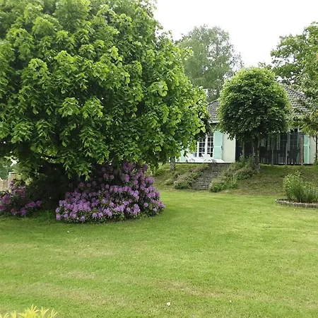 Le De Lonzanges Villa